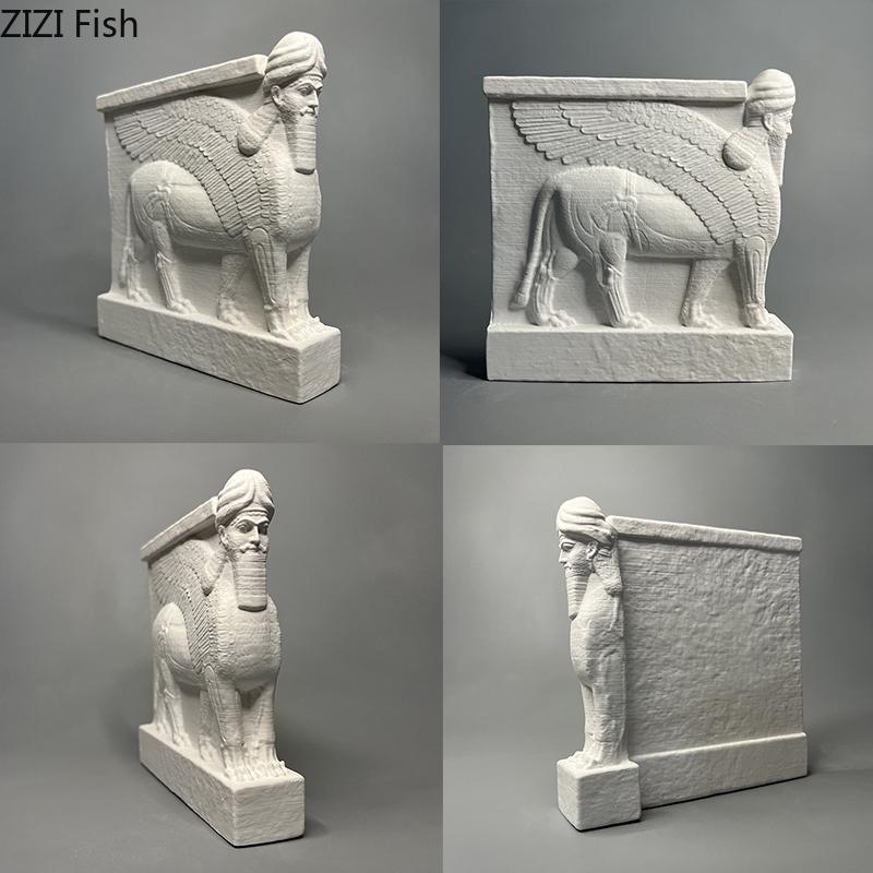 Mythische Kreaturen Geflügelter Stier Gipsstatue Handwerk Schreibtischdekoration Kreative Kunstwerke Geflügelter Stier Skulptur Raum Ästhetische Dekoration