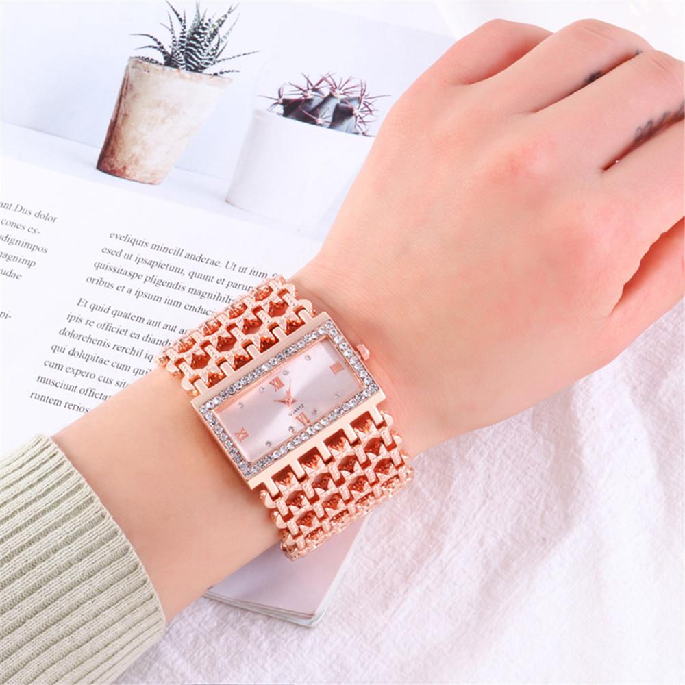 UTHAI W29 New Watch For Women Fashion Light Luxury Square Diamond Quartz Watches Clock Lady's Gold Stainless Steel Bracelet