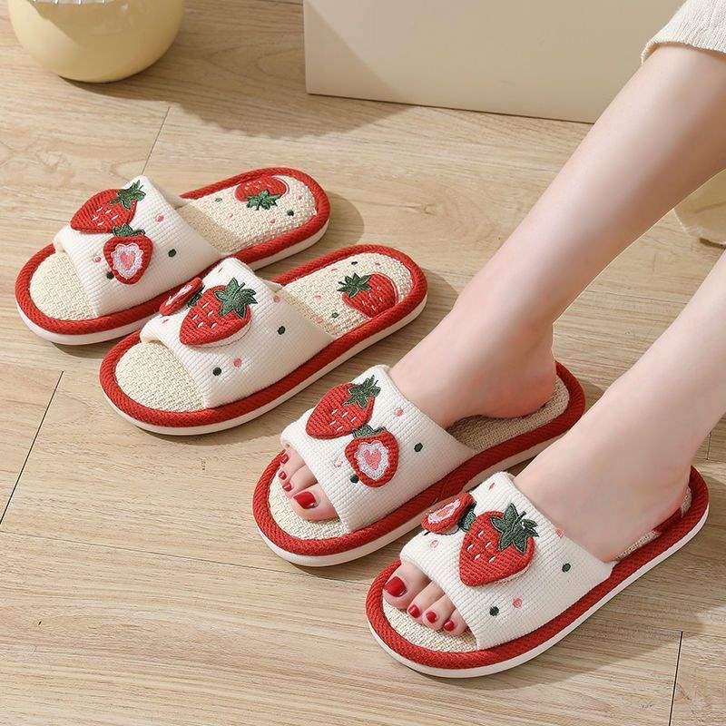 Korean Style Non-Slip Linen Strawberry Slippers for Women – Breathable, Sweat-Absorbent, Silent, Indoor Comfort for All Seasons