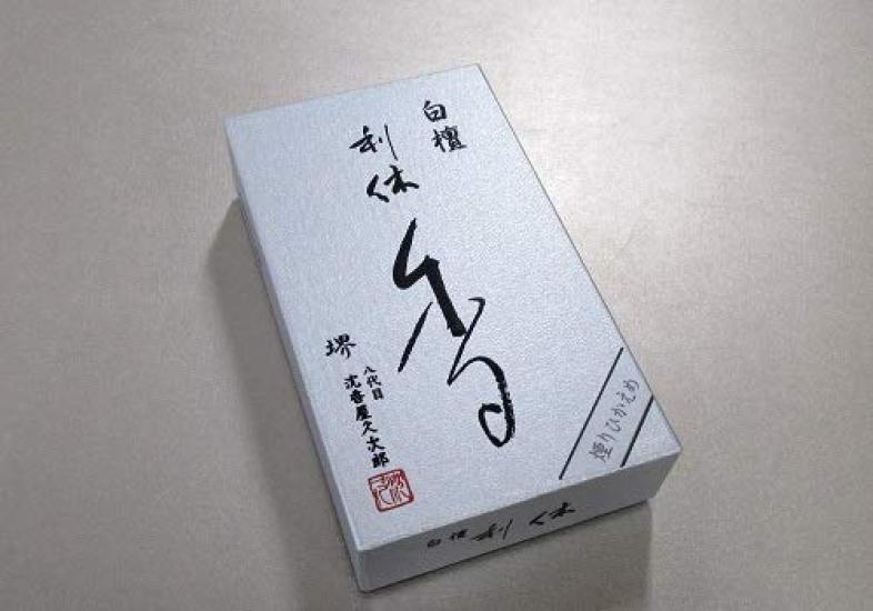 Rikyu Sandalwood Large Rose Incense Sticks 130g