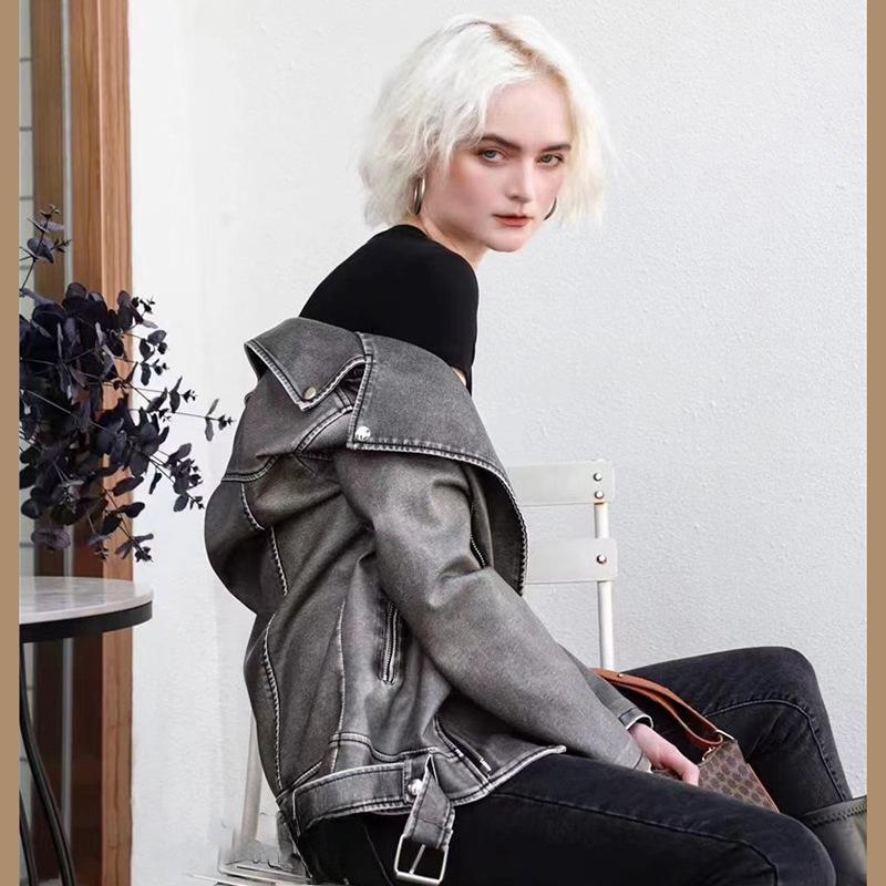 High Street Style Distressed-Lederkleidung Damen-Herbstkleidung Lockere und schmale Pu-Lederjacken im Motorradstil Kurze Jacken im Hong Kong-Stil