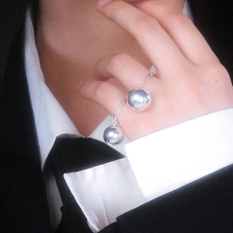 Baked Alaska Big Ball Drop Ring - S