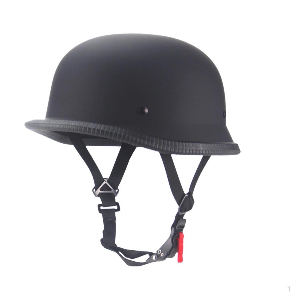 Motocyklová polopřilba s otevřenou skořepinou pro dojíždění na chopper motorce