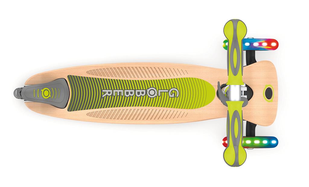 GLOBBER Kickboard Flash Glowing 3 Wheel Wood Deck Foot Brake Outdoor Play Children Vehicle Kick Scooter Lime Green WLGB436106