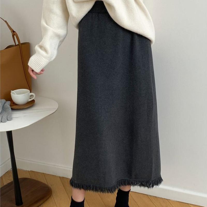 High-End Luxury Fringed Women's Knitted Midi Skirt Elegant Straight Bodycon Skirt High Waist