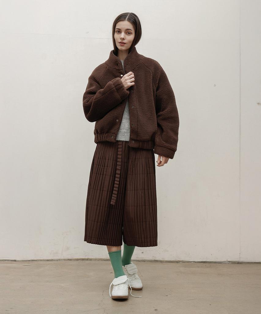 Waiowai Buckle Strap Quilted Elastic Waist Pants_Brown