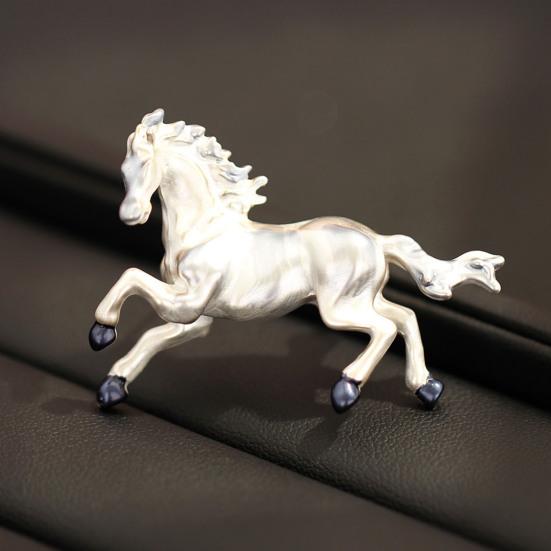Brooch Pin Retro Enamel Horse Design Badge Clothes Hats Bags Scarves Collar Lapel Brooch Artistic Accessory