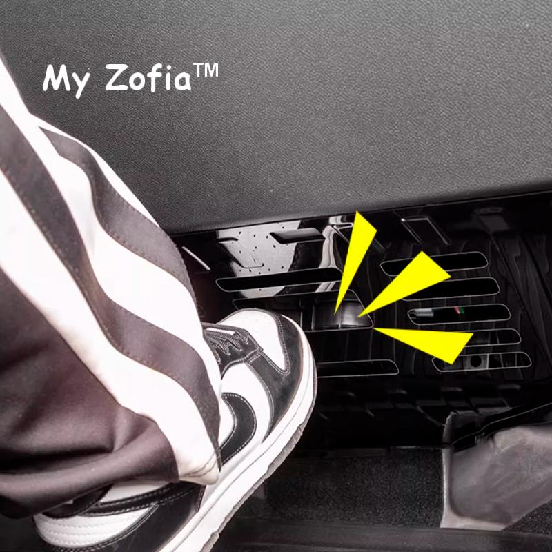 For JETOUR T2 Shanhai T2 Traveller 2024 2025 2026 Car Front Passenger Kick Plate Cover Sticker ABS/Stainless Steel Cover Sticker