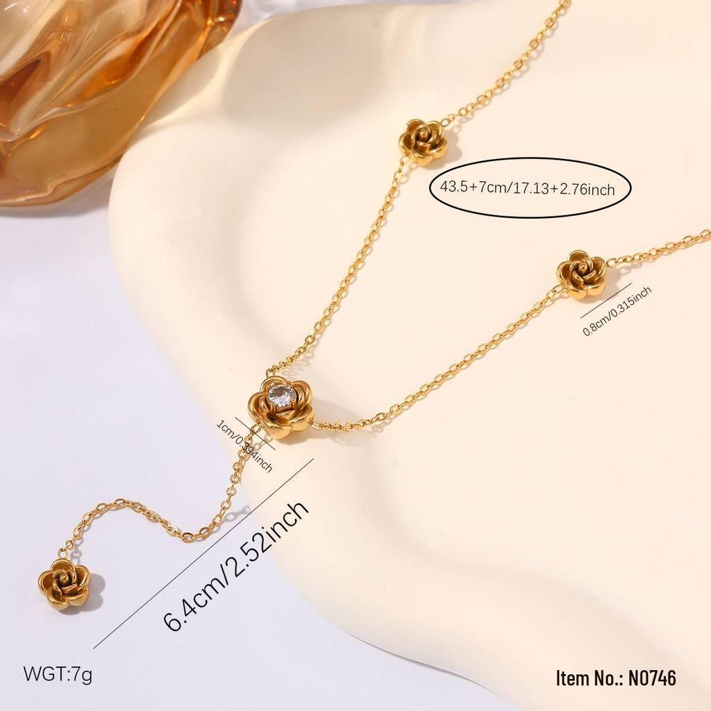 High-End Heart & Geometric Titanium Steel Clavicle Necklace for European & American Markets