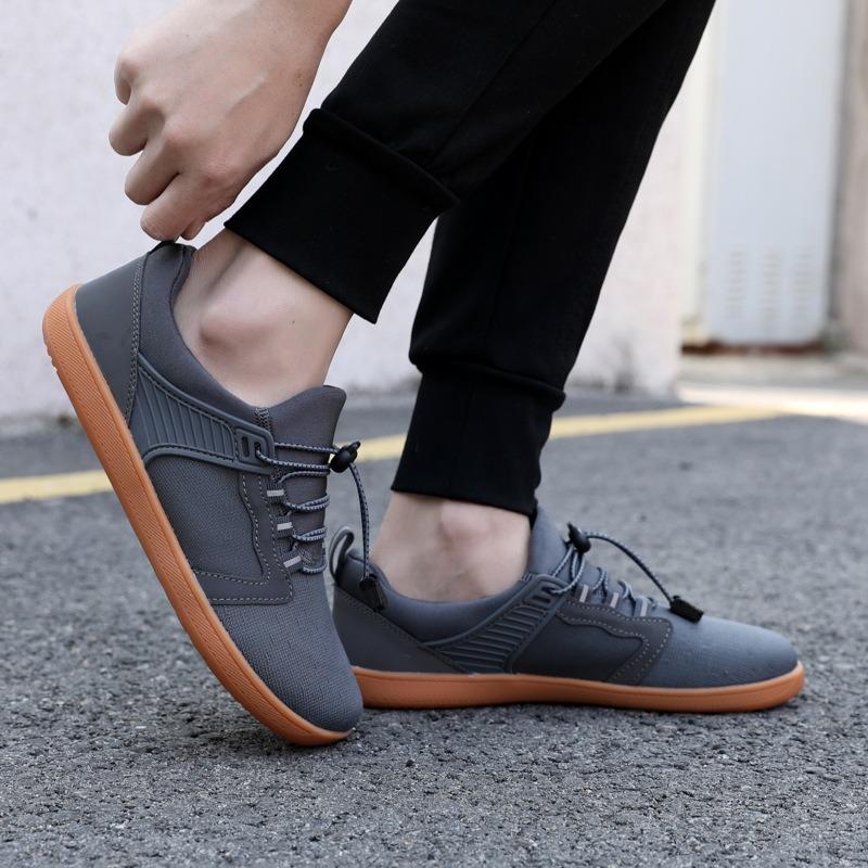 New Wide Last Flying Woven Shoes Sports Couple Fitness Shoes Breathable Casual Soft Sole Wide Head Shoes Flat Casual Shoes