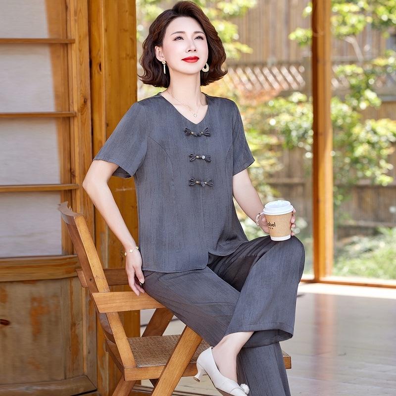 Mom s Chic Summer 2025 Women s Elegant Slimming Top & Pants Set 4XL (135-150 lbs)