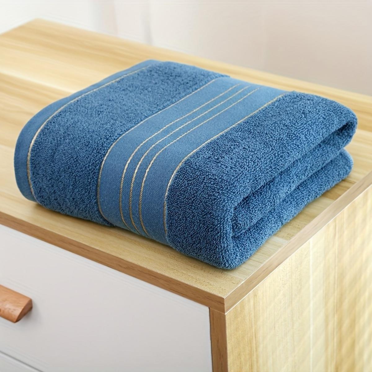 

1 шт. Банное полотенце из 100% хлопка - Супермягкое и высоко впитывающее, Современный полосатый дизайн с золотыми акцентами - Роскошное банное полотенце и пляжное полотенце 70*140cm синий