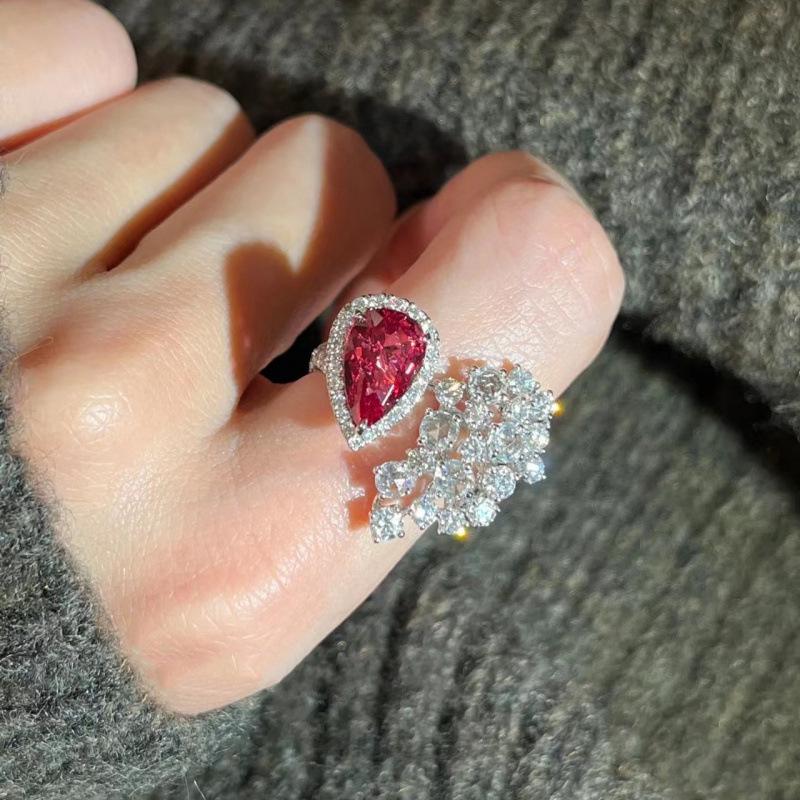 Pearlescent Gem-Encrusted Adjustable Zircon Ring, Pigeon Blood Red, High-End INS Style, Light Luxury Design for Women.