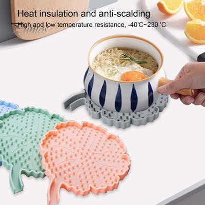 Bathroom Soap Tray Raised Edges Anti-melting Automatic Drainage Silicone Soap Tray Sponge Holder with Drain Spout