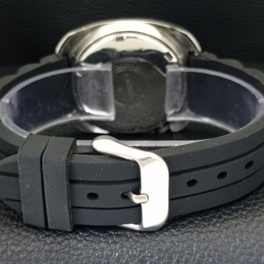 VINTAGE SEIKO 5 AUTOMATIC 6119C JAPAN MENS BLACK COLOR DIAL WATCH A702333-5 R124-a702333