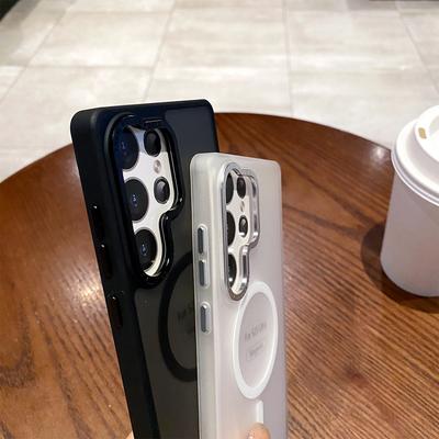 Matte Skin-friendly Metal Lens Hardware Button Magnetic Phone Case for Apple 16pm New Ultra-thin Strong Magnetic Case