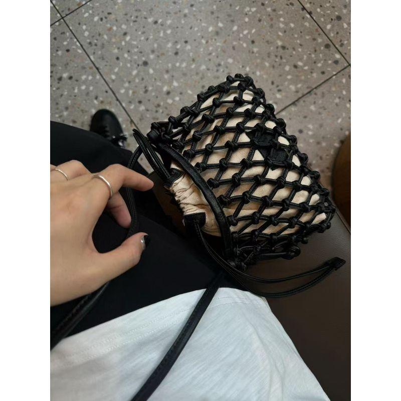 

Rose Live2025 New Hand-Woven Shoulder Shoulder Advanced Texture Hollow String Bag Holiday Style Bag Black