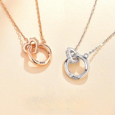 Collier anneau Mobius pour filles, chaîne de clavicule de niche de luxe légère pour l'année à offrir à sa petite amie