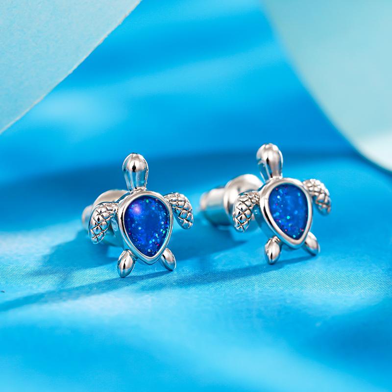 Blue Little Turtle Stud Earrings for Women Chic Animal Accessories for Daily Life Dainty Silver Color Jewelry for Female