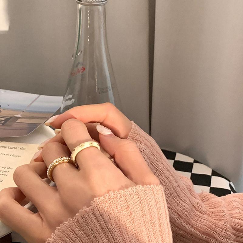 Aesthetic Enamel Highend Pearl Ring With Unique Geometric Design Women For
