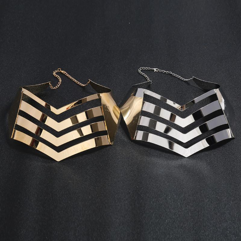 Solid Fashionable Color V Shaped Hollow Design Women Metal Collar Necklace