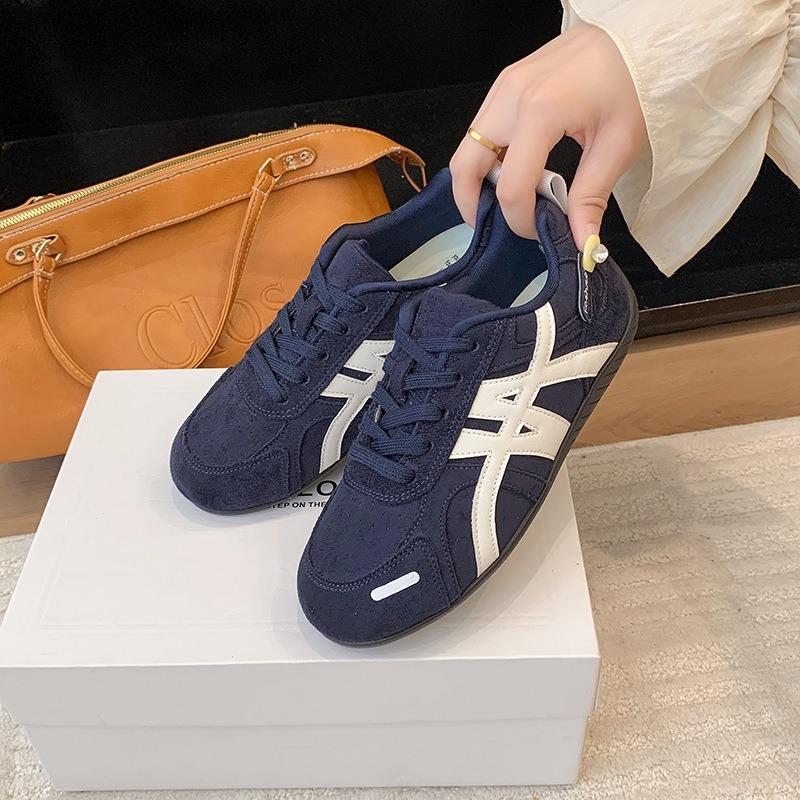 Red women's autumn new autumn versatile sports and leisure little white women's shoes board shoes