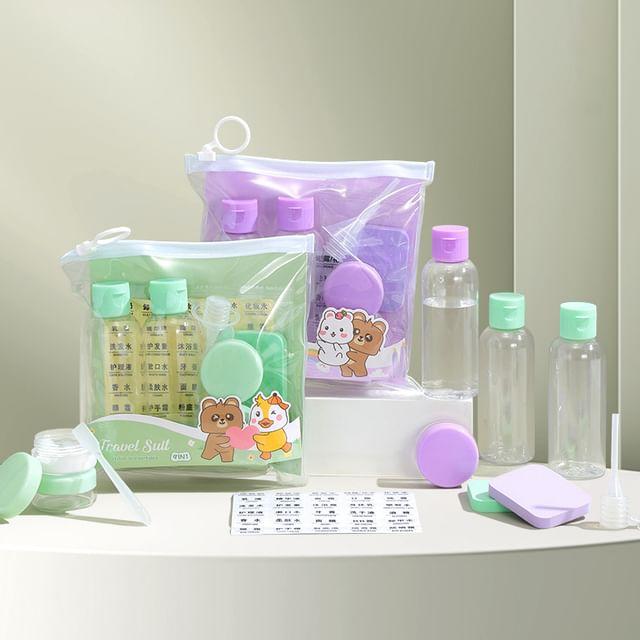 YOUSHA - Набор из 9: Пластиковый контейнер для путешествий + Пуховка Set of 9 - Green