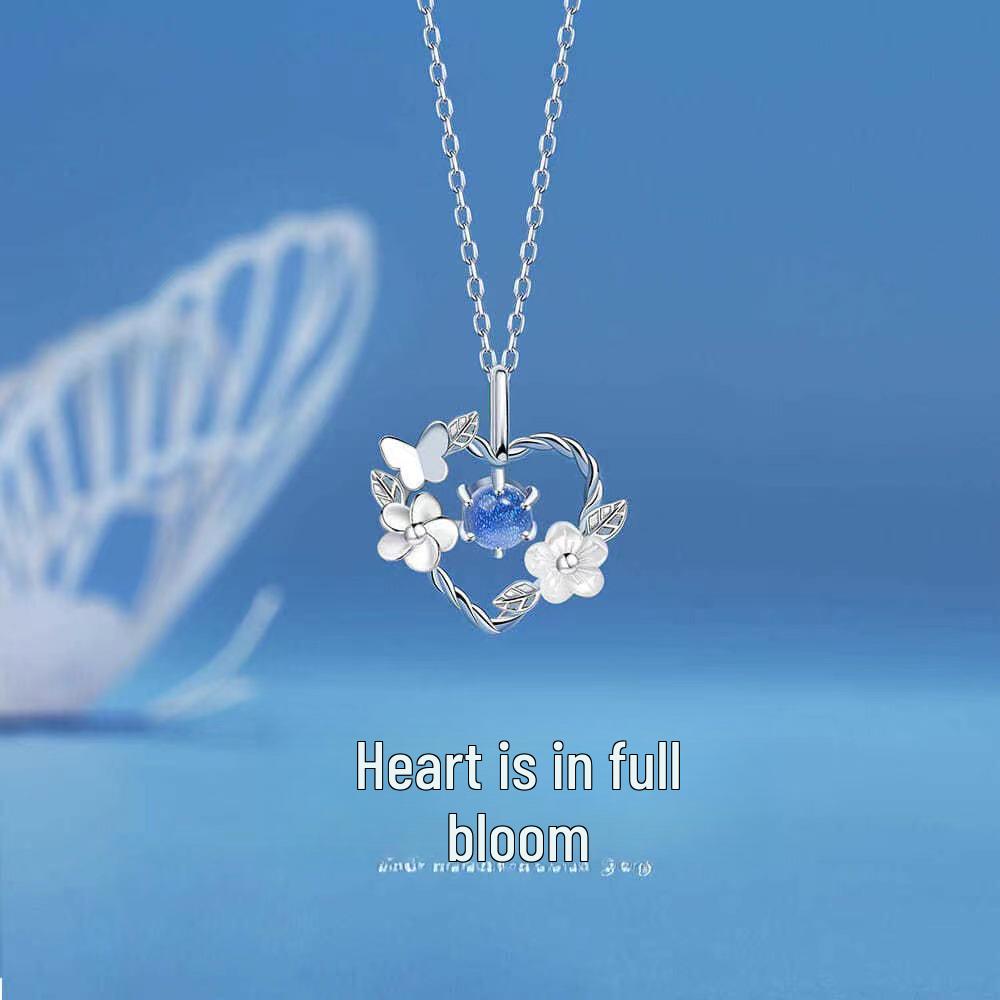 Eucalyptus and Bird Necklace - Elegant and Versatile Korean Friendship Gift for Women