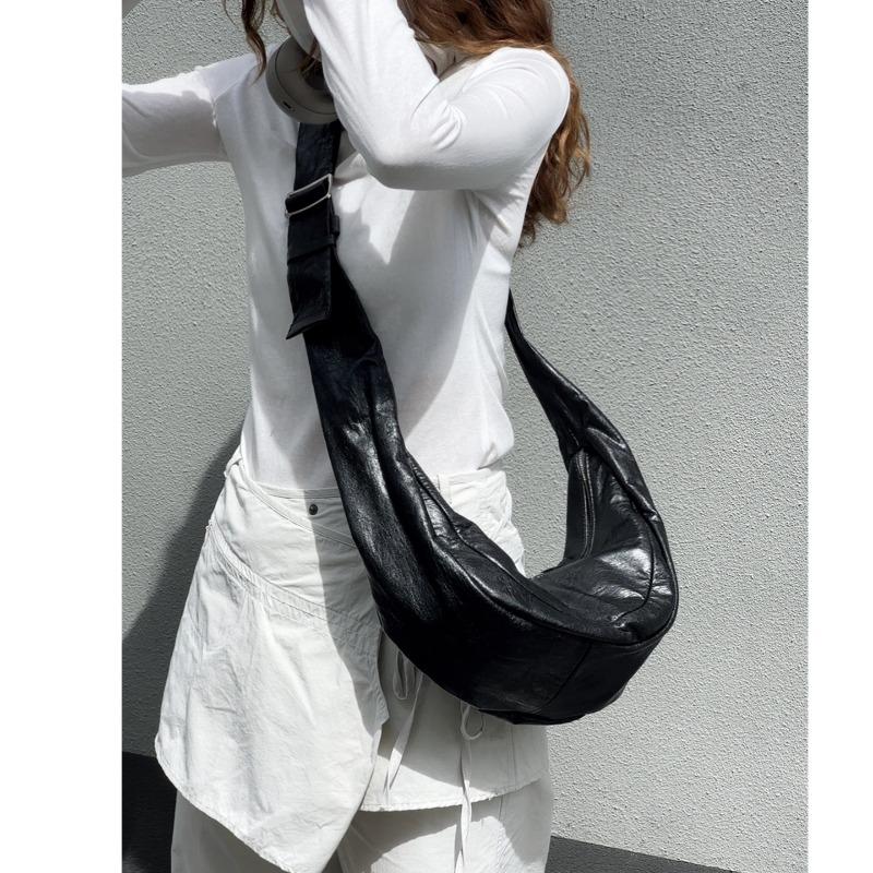 Oil Wax Skin Moon Dumpling Bag Retro Texture Crossbody Bag Underarm Single-shoulder Bag