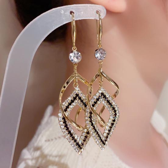 1 Paar Hängeohrringe Vintage Ausgehöhlt Geometrisch Glänzend Strassbesetzt Anziehen Geschenke Frauen Doppellagig Rhombus Anhänger Hakenohrringe Schmuck
