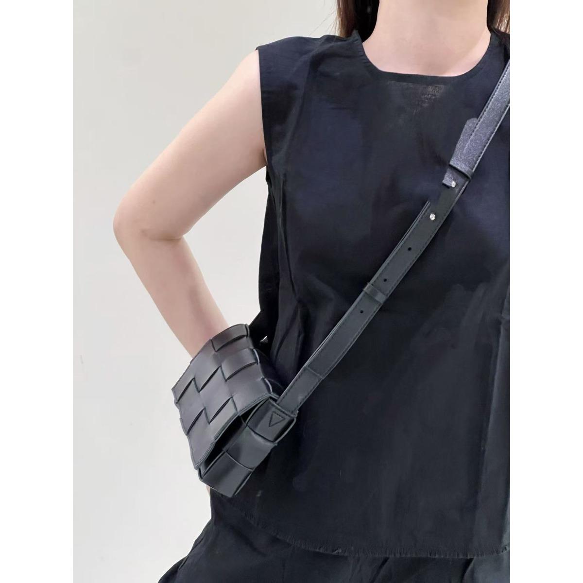 Плетеная сумка с 15 ячейками одноплечевая сумка-подушка диагональная маленькая квадратная сумка повседневная модная женская сумка кожаная овечья кожаная сумка-тофу женская 19*4*12cm