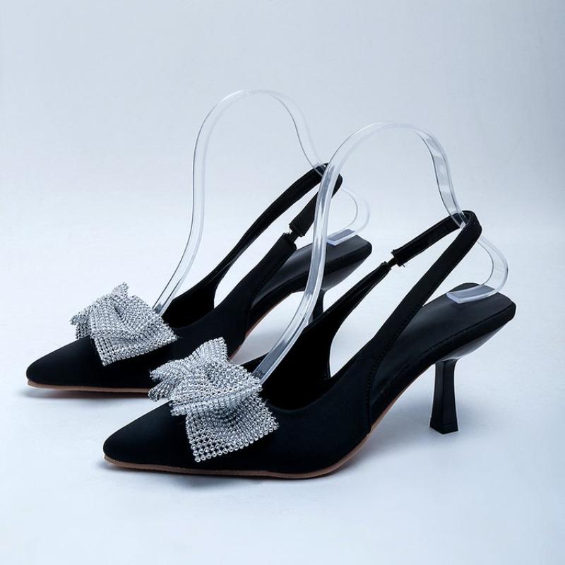 

2026 Summer Fashionable Comfortable and Versatile Sandals for Casual Women with Rhinestone Bow Toe Cap and Empty Back Shoes 35 чорний