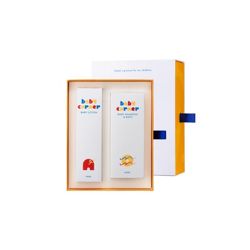 

Специальный подарочный набор (Лосьон 240 мл и Шампунь и Пена для ванны 500 мл)