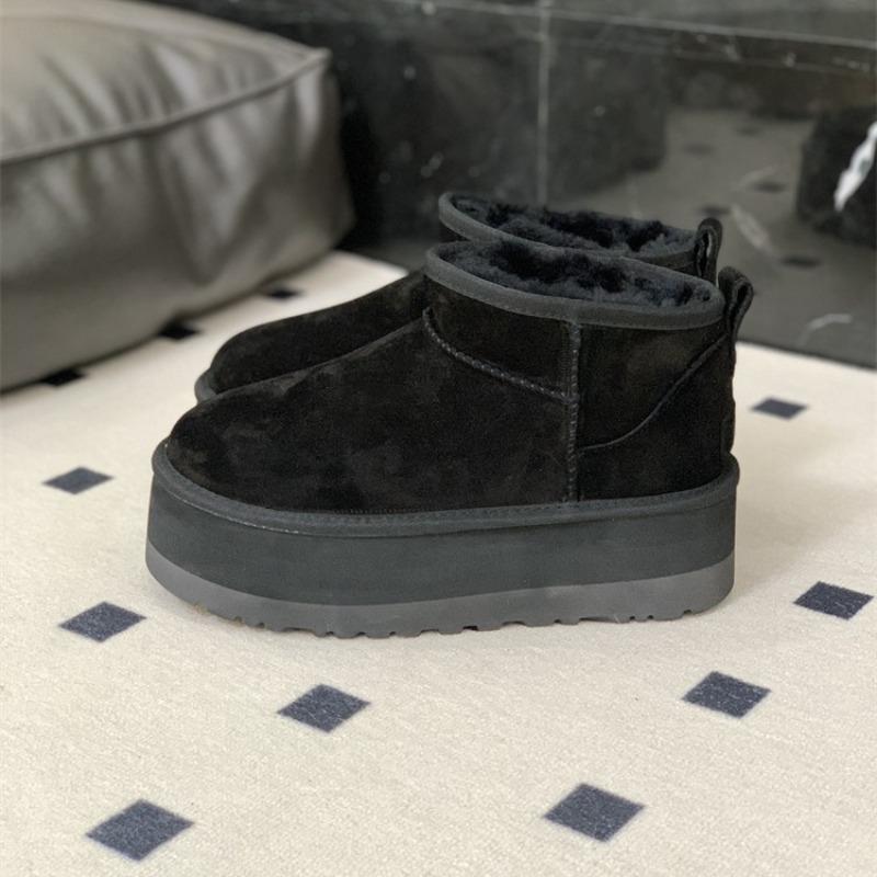 Snow boots thick-soled winter new sheepskin fur integrated plush heightening short boots warm wool boots women