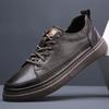 Scarpe in vera pelle Scarpe casual da uomo Scarpe da uomo di marca alla moda Scarpe basse in pelle di mucca Scarpe nere e bianche