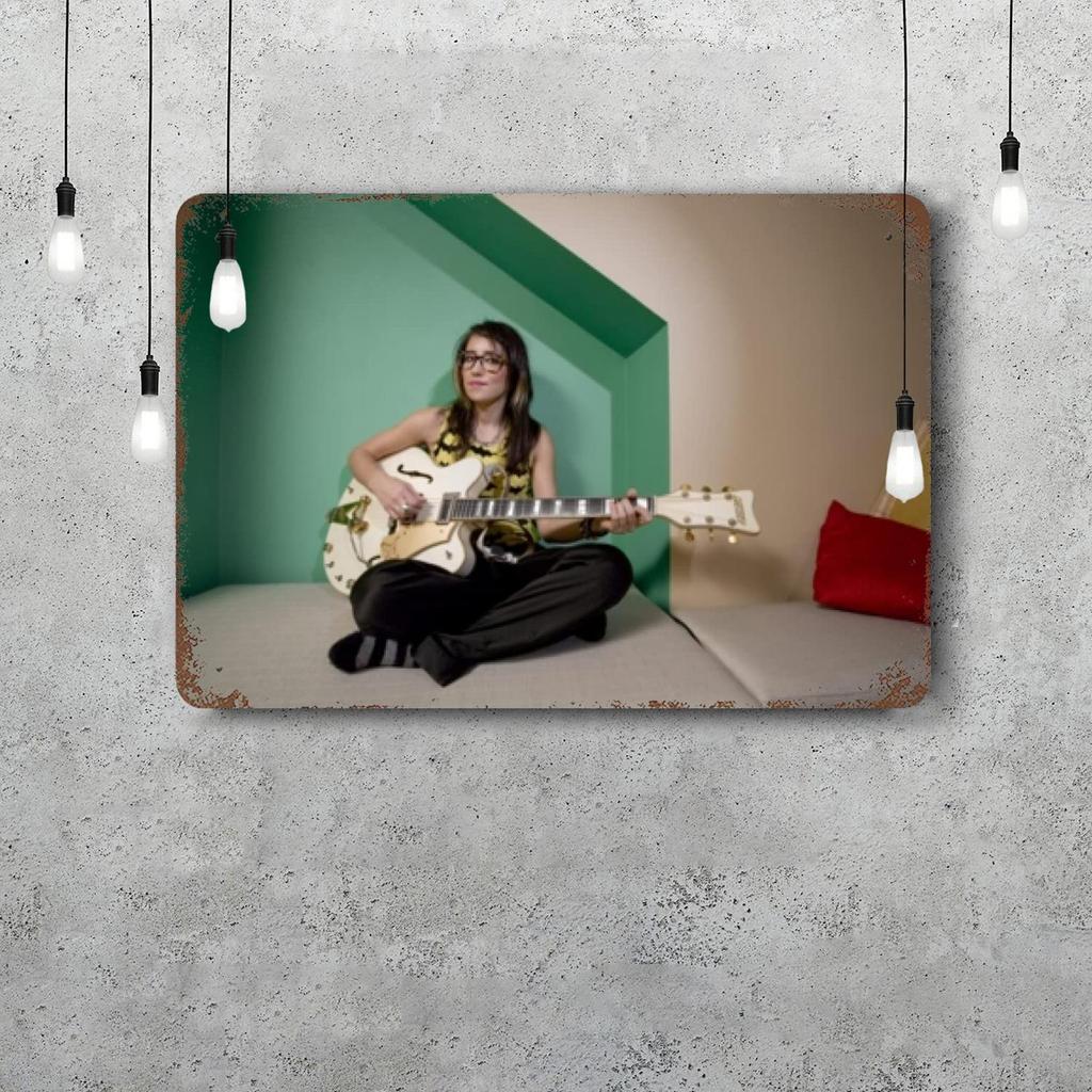 KT Tunstall Metal Signs Wall Decor Vintage Tin Signs Captain Metal Poster Decor for Bar Pub Club Wall Decoration