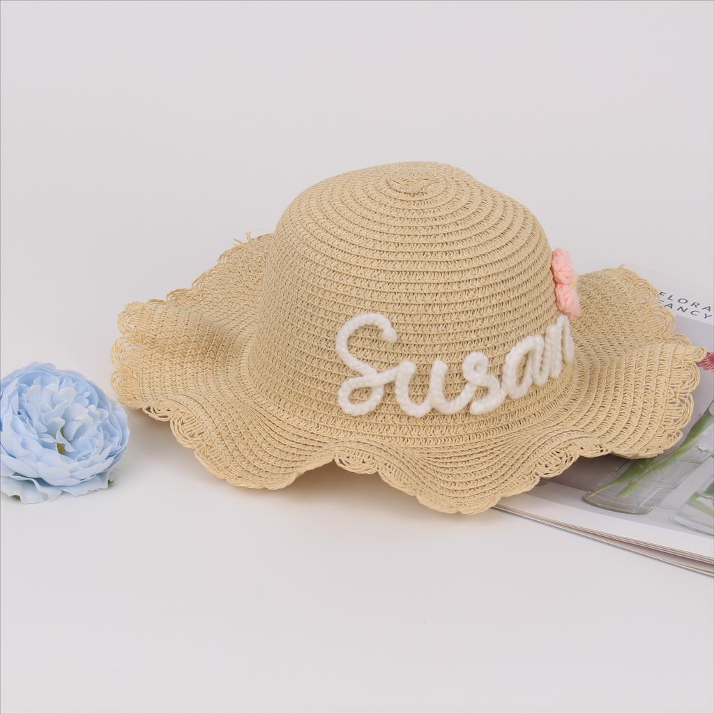 Custom Hand-Embroidered Sun Hat Adjustable Wavy Shape Personalized Names For Kids Ladies Beach Caps Outdoor Fashion Straw Hats