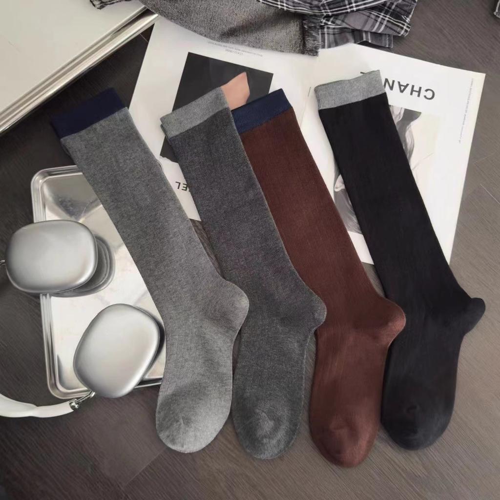 Schwarze Wadenstrümpfe für Damen im Herbst und Winter, einfarbig, reine Baumwolle, schlankmachende Plüschsocken