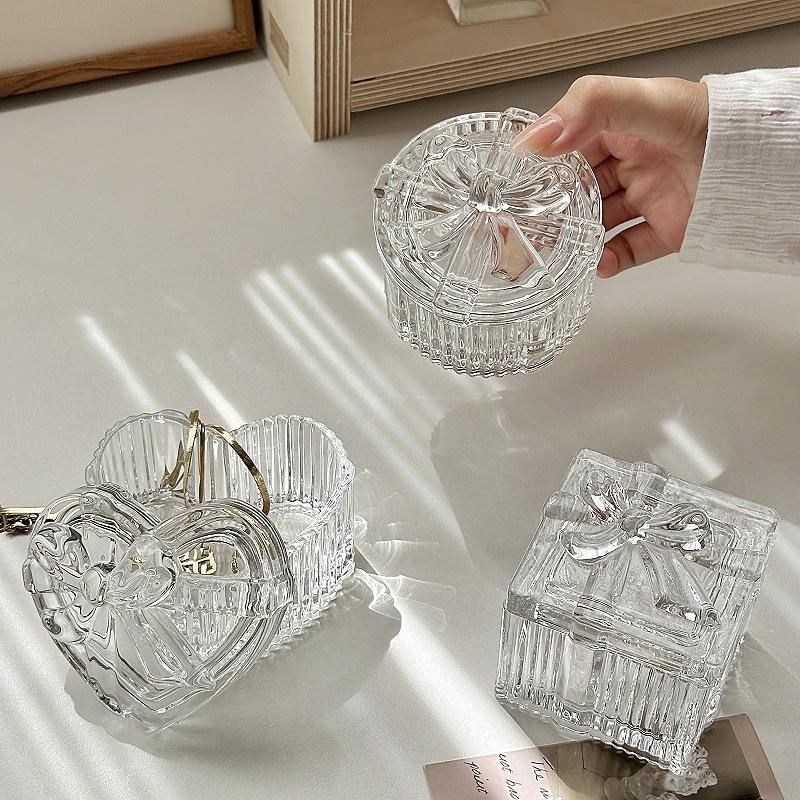Heart Shape Clear Glass Jewelry Box with Bow, European Vintage Relief Decorative Organizer for Home Vanity