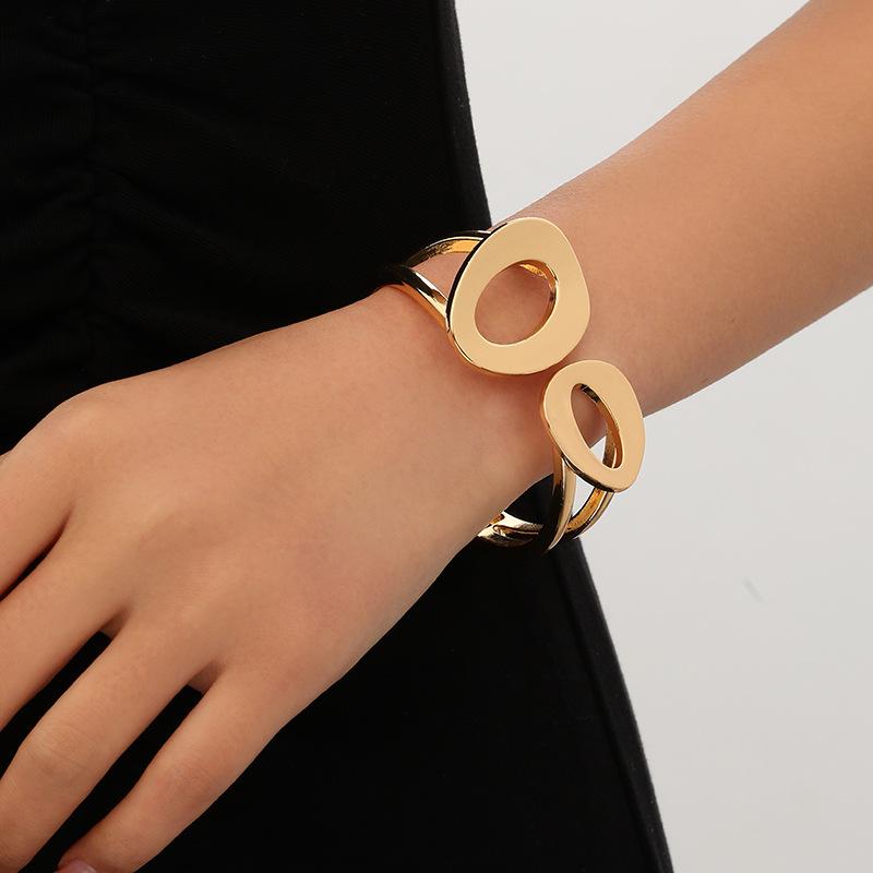 Bracelet INS Minimalist Irregular Wave Jewelry Metal Glossy Bracelet Ladies Jewelry