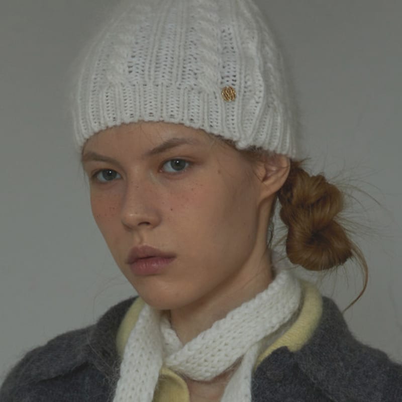 

Белая шапка-бини ANGORA [2 ЦВЕТА] GREY