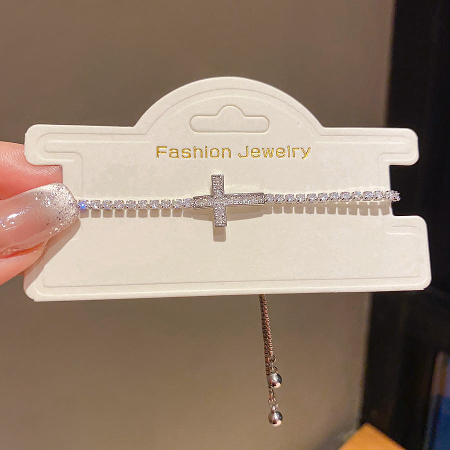 Light Luxury Female Geometric Oval Bracelet With Gold Plated Zirconia Design