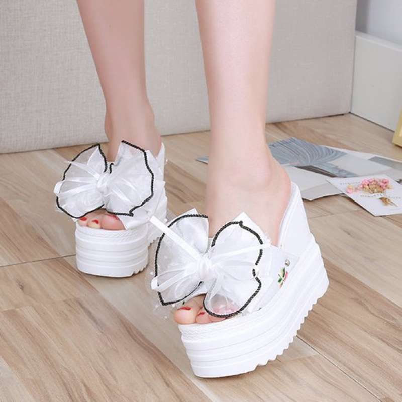 Slippers Women's Outer Wear 2020 Summer New Fashion Versatile Cross High Heel Thick Bottom Slope Heel Heightening Sandals Tide