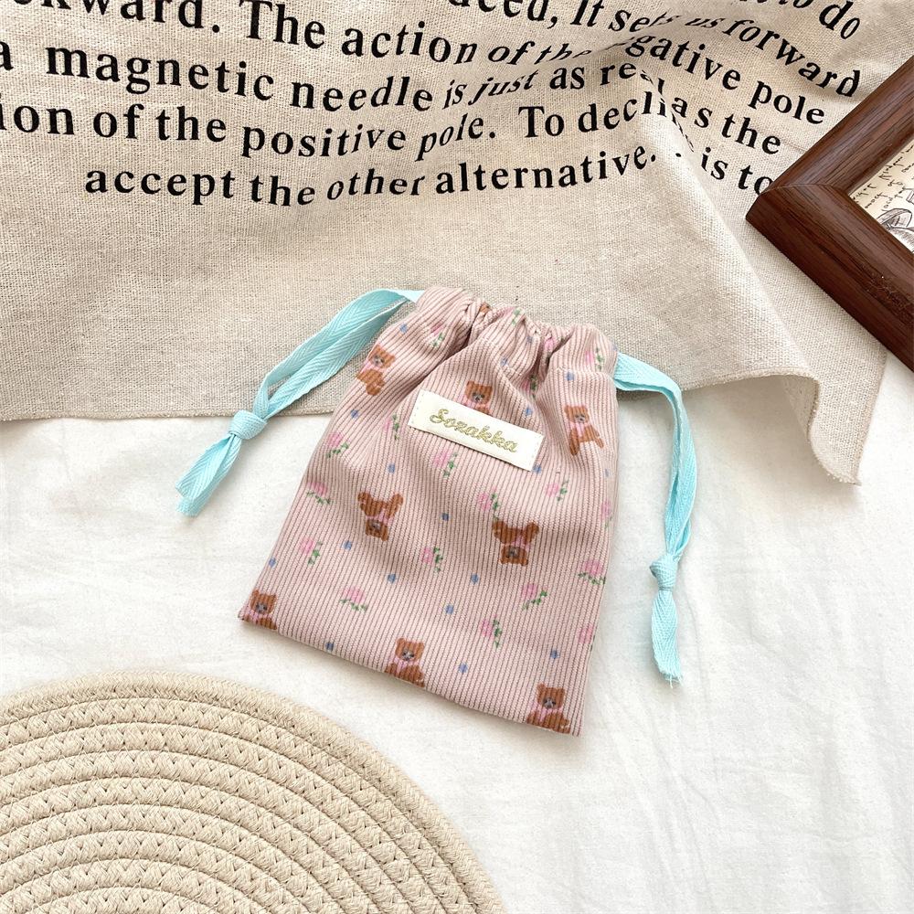

New Corduroy Floral Drawstring Bag Women Cosmetic Bag Handbag Key Headphone Organizer Portable Jewelry Dust Bag Drawstring Bags