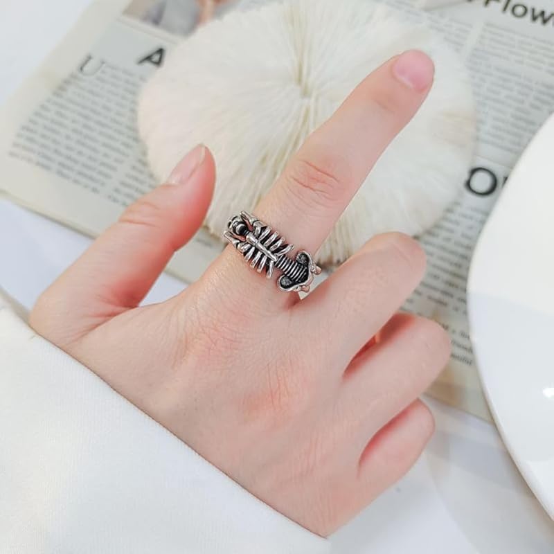 [Rockyu] Ring Men's Free Size Skull Ring Stainless Compatible with Metal Allergies Skull Ring Skull Skeleton Unisex Birthday Present