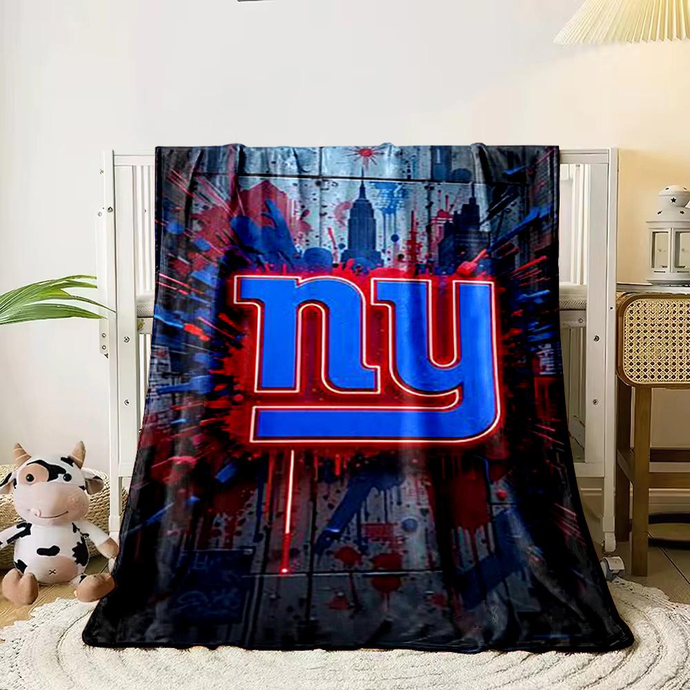NY Giants Logo with Urban Art Style Flannel Blanket for Bedroom, Living Room, Sofa, and Nap Sofas