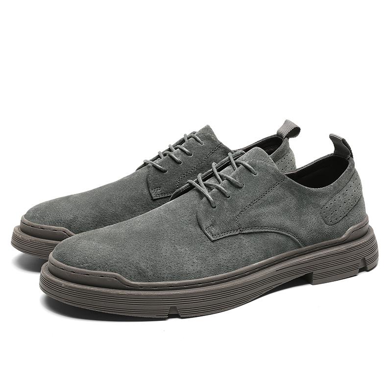 branded casual shoes
