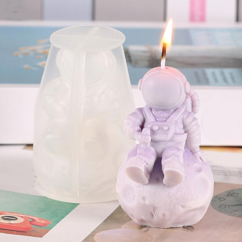 3D Astronaut Silicone Candle Mold DIY Crafts Projects Soap Making Mould Present