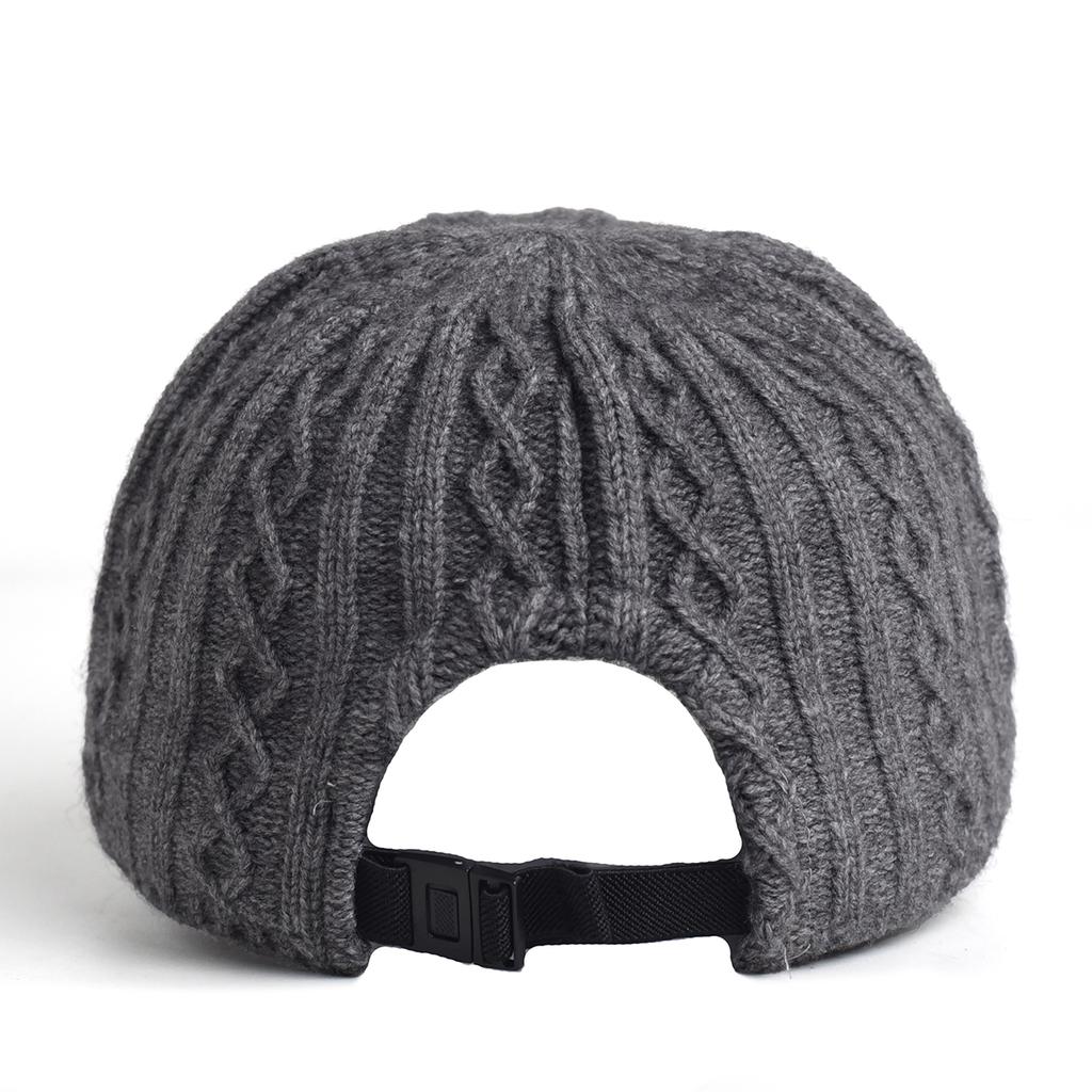 Trendy Knitted Baseball Cap For Men And Women Autumn/Winter Fashion Peaked Hat, Versatile And Warm