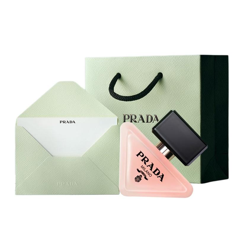 Prada I Am Unpredictable Лак для волос Цветочный аромат 30 мл коричневый